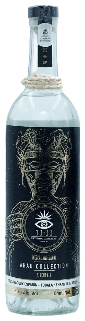 Botella de Mezcal 11:11 Sincronía, Ahau Collection, etiqueta dorada basada en Ven a la Luz de Daniel Popper, 750 ml